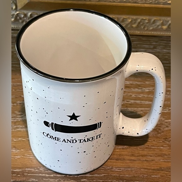 “Come and take it” speckled Mug 16oz Approximately 4 1/2" tall, 3 1/4" in diam. - Picture 8 of 8